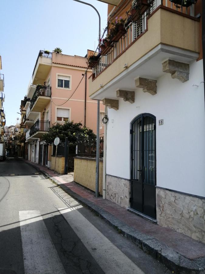 Marvin'S Home Giardini-Naxos Kültér fotó