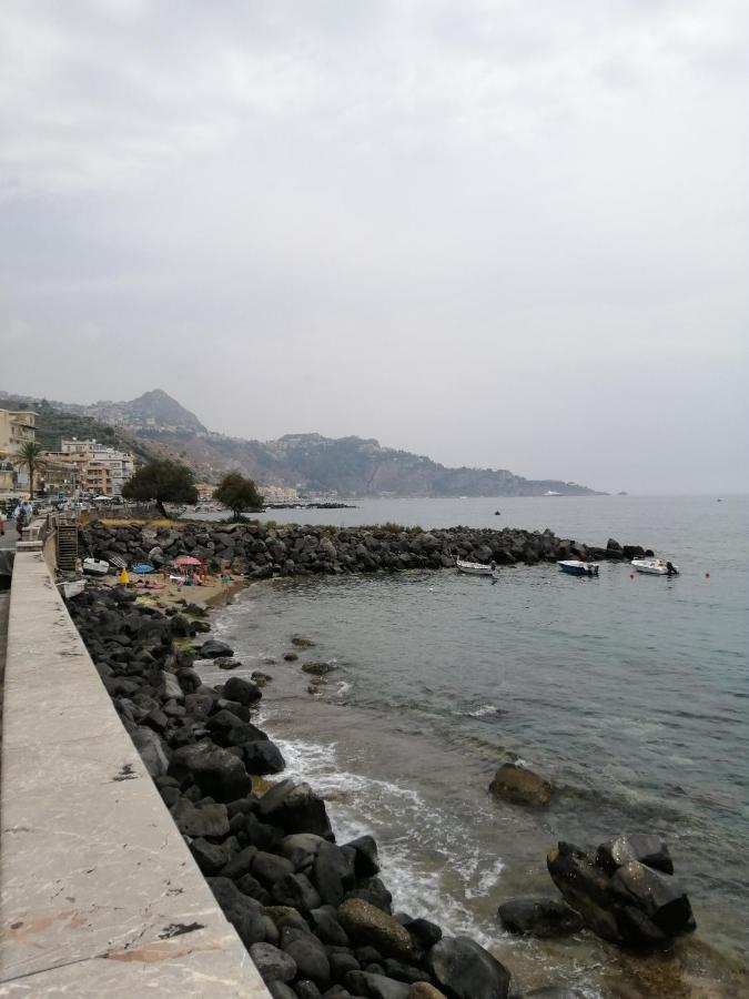 Marvin'S Home Giardini-Naxos Kültér fotó