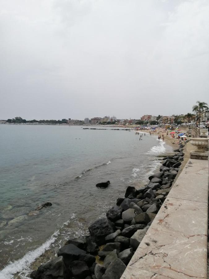 Marvin'S Home Giardini-Naxos Kültér fotó